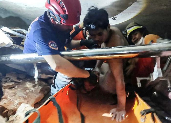 myanmar-earthquake-survivor