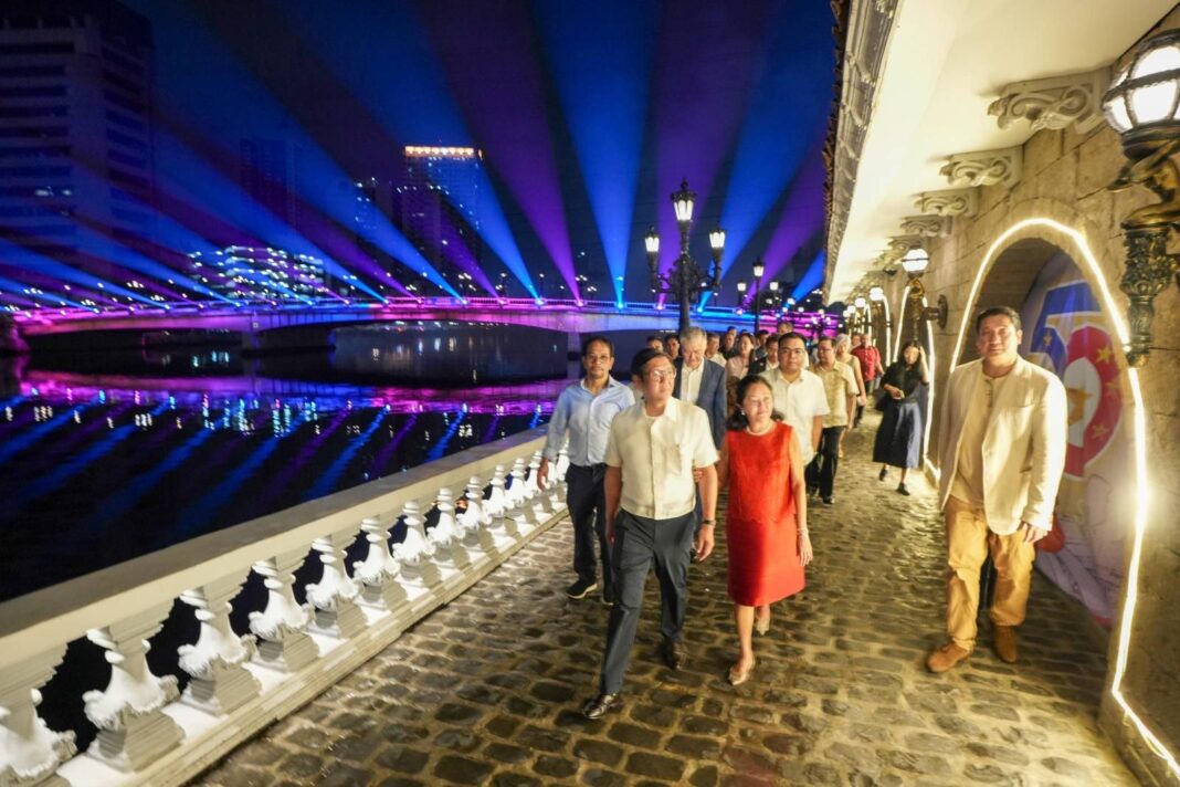 first-couple-pasig-river-esplanade